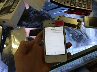 Illustration for article titled This Is What Happens To Your Discarded iPhone